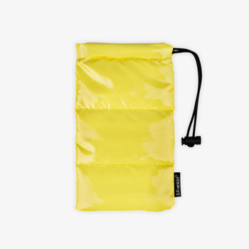 Żółte etui do okularów